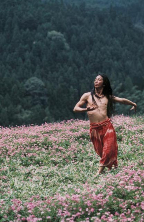 1998 Tokushima with Flowers Chinese milk vetch 01. ph Yayoi Ogata